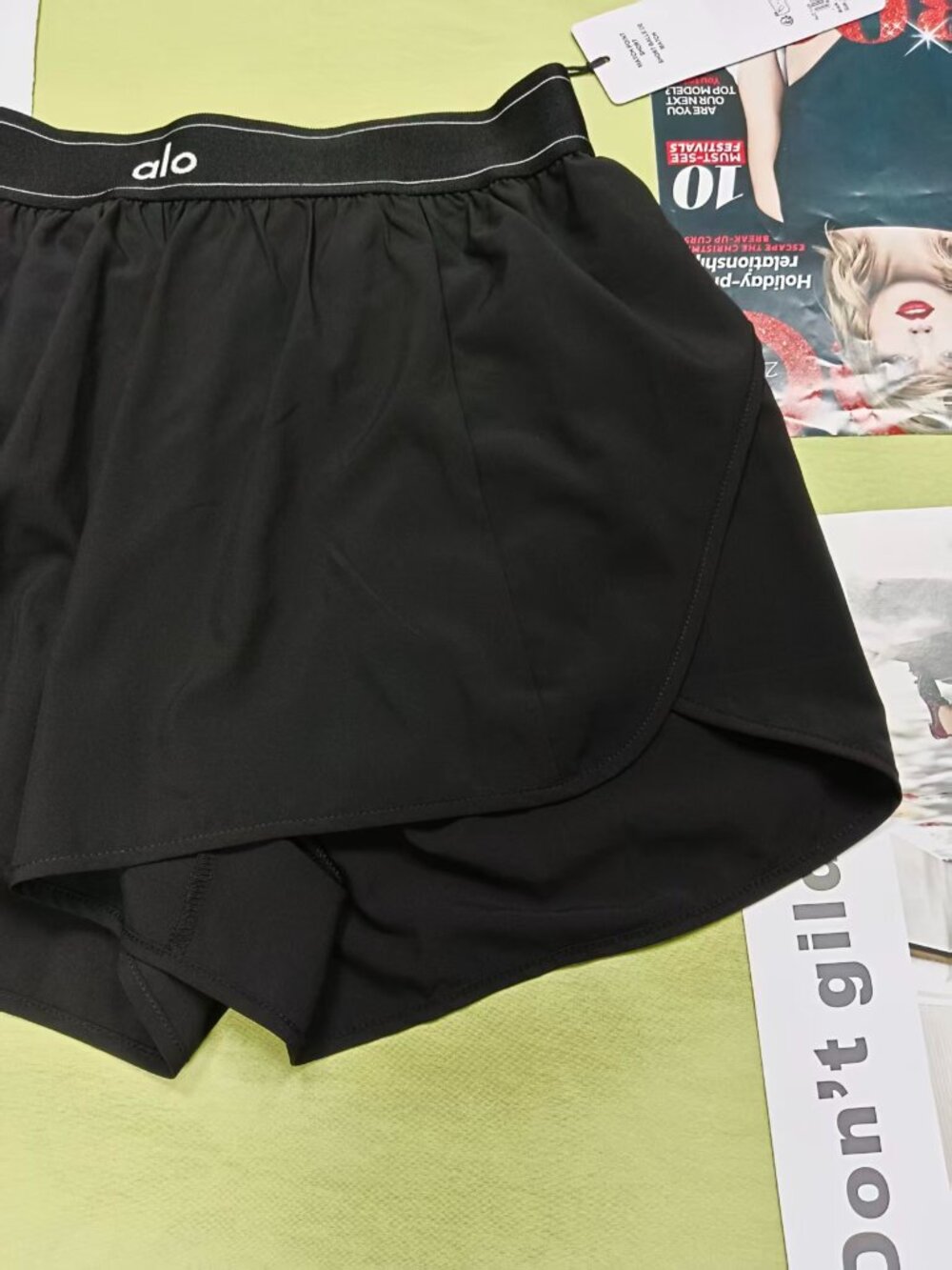 💝ALO Yoga Match Point Short Black|Chic Sporty|Workout - Picture 3 of 7